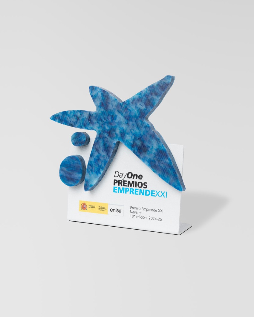 Trophée sur mesure fabriqué par Sustain Awards pour Caixa Bank Premios Emprende XXI, 2025