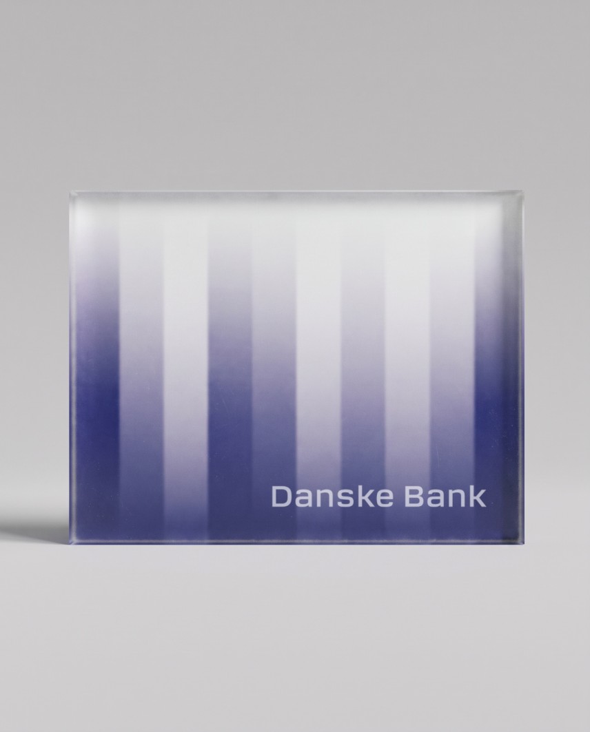 Trophée sur mesure tombstone financier en plexiglas translucide dégradé
