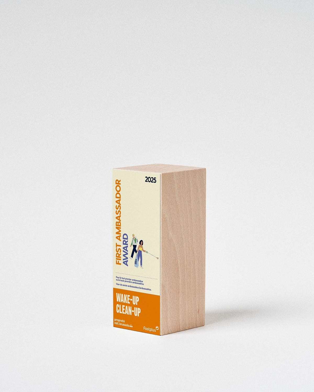 personalizaci&oacute;n trofeo Totem JAP Sustain Awards